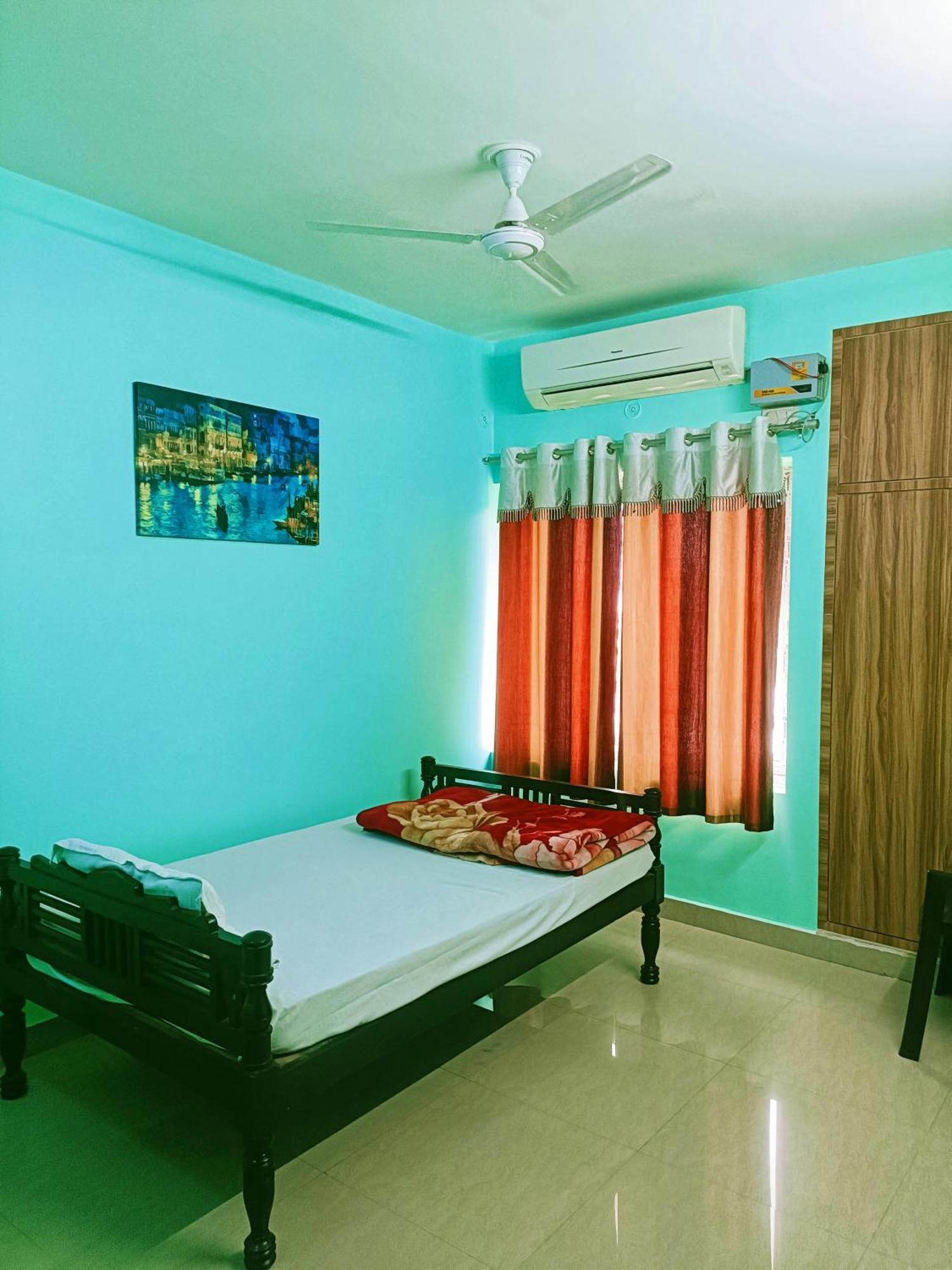 Pretty Garden View Apartment 3Bhk Furnished Flat Near Kashi Vishwanath Temple Varanasi Exteriör bild