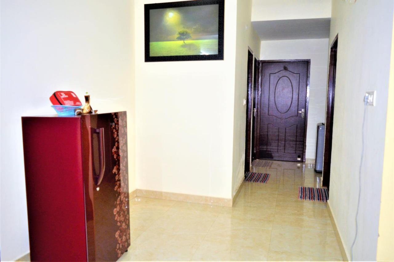 Pretty Garden View Apartment 3Bhk Furnished Flat Near Kashi Vishwanath Temple Varanasi Exteriör bild